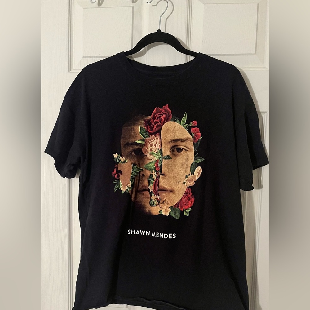 Shawn Mendes Concert Merch